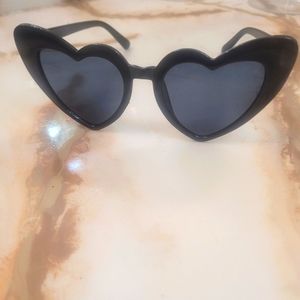 Women's Heart-shaped lens casual style sunglasses